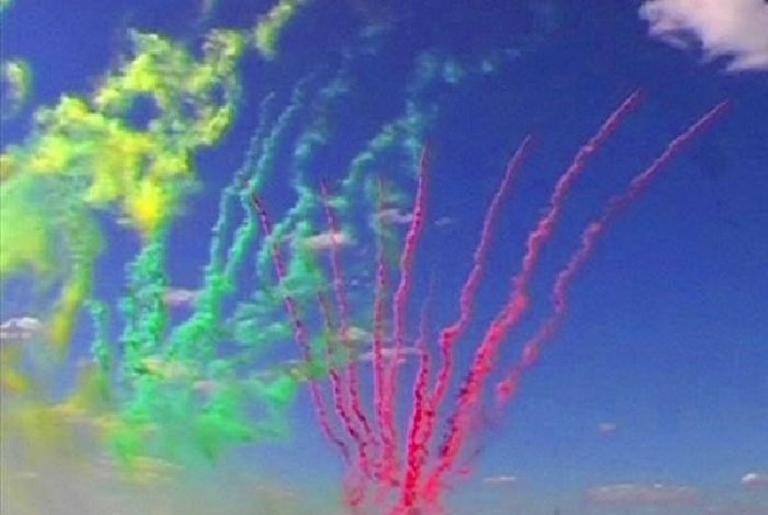 Дневные салюты со склада - Горнозаводск | gornozavodsk.salutsklad.ru